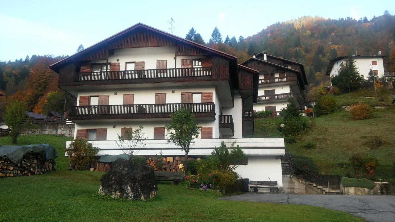 Appartamenti Dolomiti Colcerver Eksteriør billede